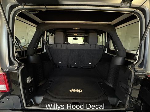 Used 2016 Jeep Wrangler Unlimited Sport AWD/4WD image 19
