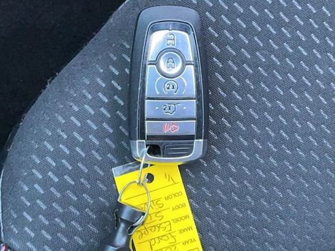 Used 2025 Ford Escape ST-Line Select image 29