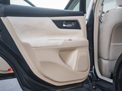 Used 2013 Nissan Altima 2.5 SV w/ 2.5SV Convenience Pkg image 35