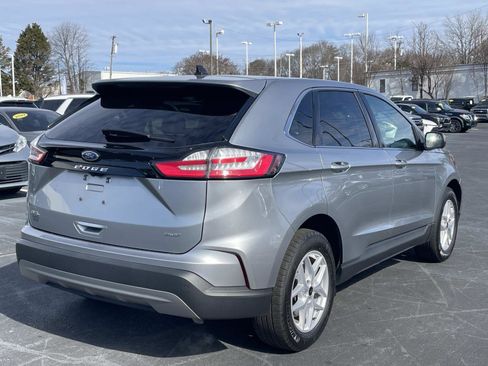 Used 2024 Ford Edge SEL image 7
