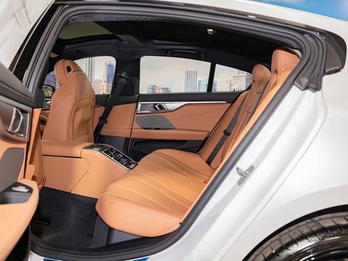 Used 2026 BMW M850i xDrive w/ Driving Assistance Package image 22