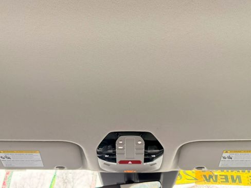 Used 2025 Kia K4 image 14