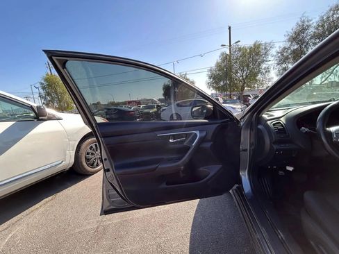 Used 2018 Nissan Altima 2.5 SR image 8