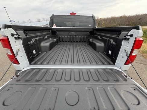 New 2025 Ford Maverick XLT image 17