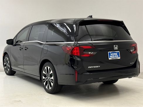 New 2026 Honda Odyssey Elite image 9