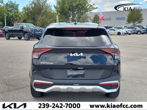Certified 2024 Kia Sportage EX FWD image 5