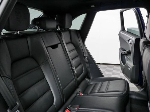 New 2026 Porsche Macan Turbo AWD/4WD image 23