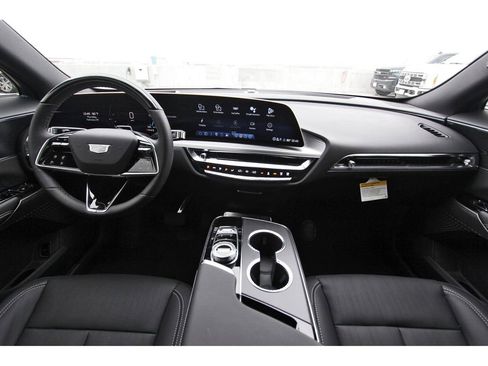 New 2026 Cadillac Lyriq Sport image 9