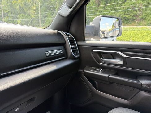 Used 2025 RAM 1500 Big Horn AWD/4WD image 24