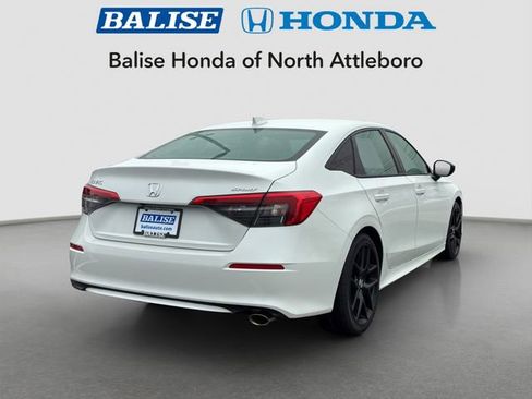 Used 2022 Honda Civic Sport image 4