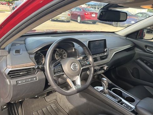 Used 2020 Nissan Altima 2.5 SL FWD image 94