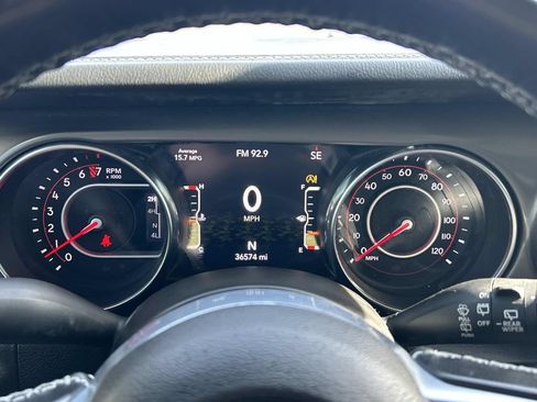 Used 2022 Jeep Wrangler Unlimited Rubicon w/ Dual Top Group AWD/4WD image 42