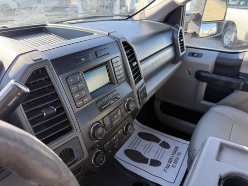 Used 2017 Ford F250 XL w/ Power Equipment Group RWD image 18