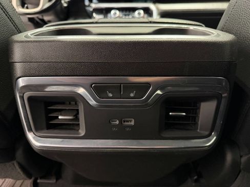 Used 2024 GMC Sierra 2500 Denali w/ Denali Reserve Package AWD/4WD image 11