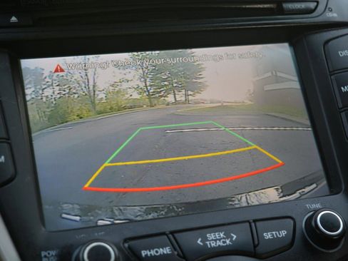 Used 2015 Hyundai Veloster w/ Option Group 02 image 18