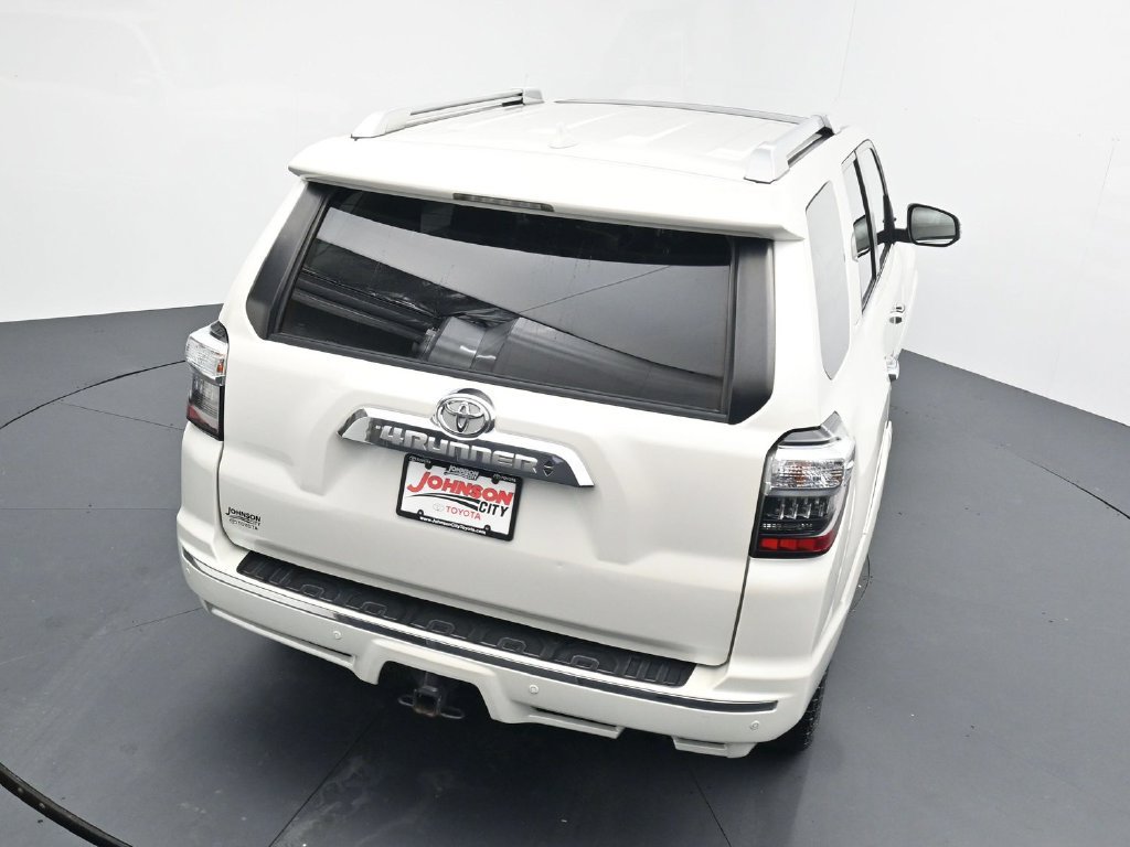 Used 2017 Toyota 4Runner Limited AWD/4WD image 34
