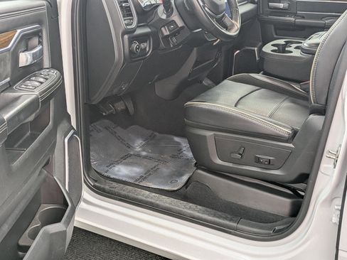 Used 2024 RAM 2500 Laramie image 29