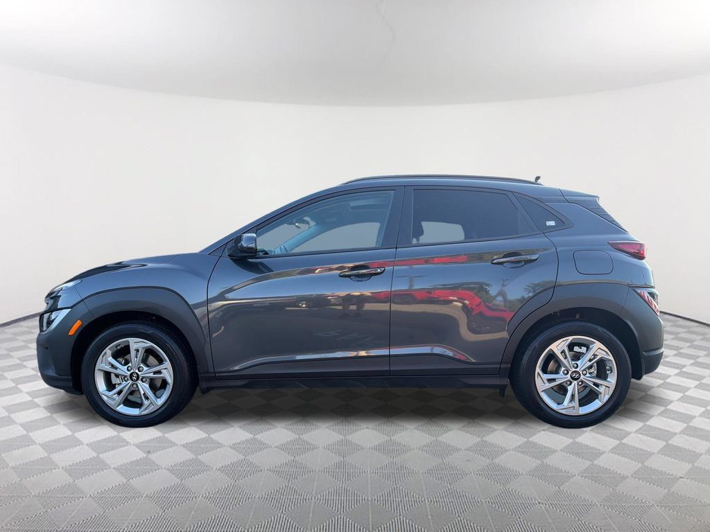 Used 2022 Hyundai Kona SEL w/ Convenience Package FWD image 8