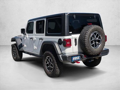 Used 2026 Jeep Wrangler Unlimited Rubicon AWD/4WD image 8