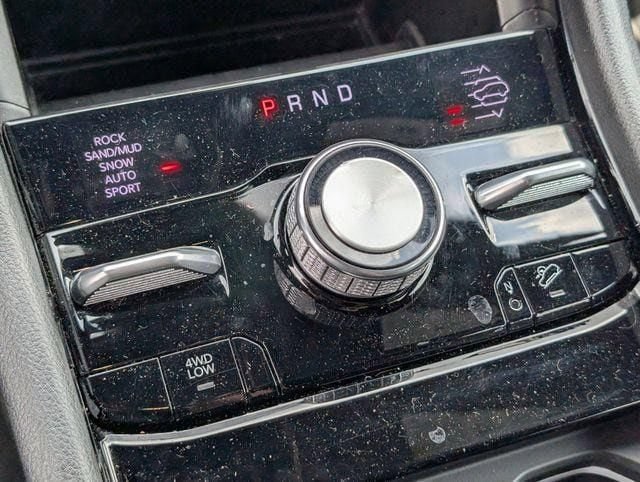 Used 2023 Jeep Grand Cherokee L Overland AWD/4WD image 30
