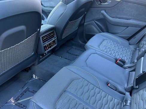 Used 2025 Audi RS Q8 performance image 11