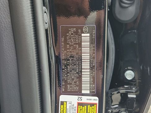 Used 2026 Toyota Camry SE FWD image 33