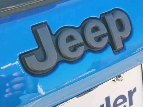 New 2026 Jeep Compass Latitude image 7