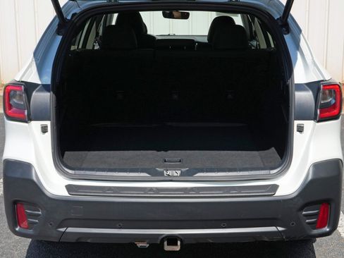 Used 2020 Subaru Outback Onyx Edition XT AWD/4WD image 9