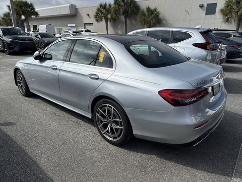 Used 2021 Mercedes-Benz E 350 4MATIC Sedan w/ Premium Package image 3