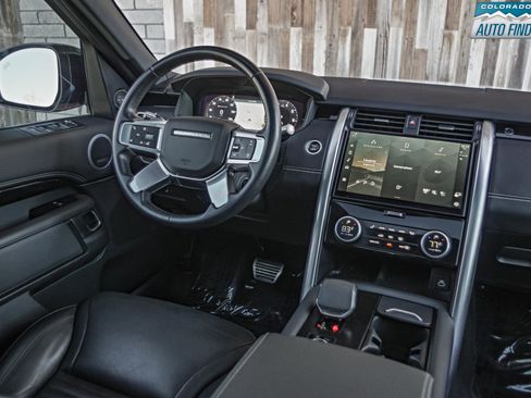 Used 2021 Land Rover Discovery S R-Dynamic AWD/4WD image 16