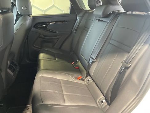 Used 2025 Land Rover Range Rover Evoque S AWD/4WD image 17