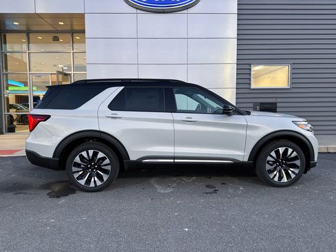 New 2026 Ford Explorer Platinum w/ LUX Leather Package image 10