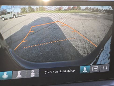 New 2025 Honda Pilot Touring image 5