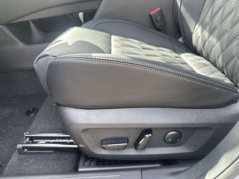 New 2026 Nissan Rogue Platinum AWD/4WD image 14