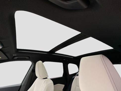 New 2026 BMW X1 xDrive28i w/ Convenience Package image 16