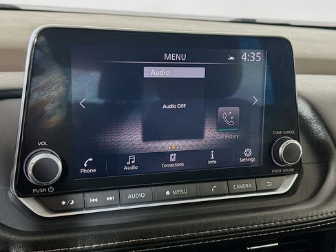 Used 2023 Nissan Rogue SV image 14