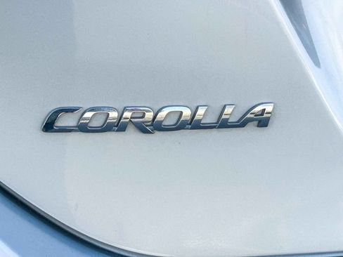 Used 2018 Toyota Corolla SE FWD image 12