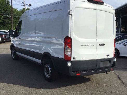 Used 2022 Ford Transit 250 Medium Roof RWD image 3