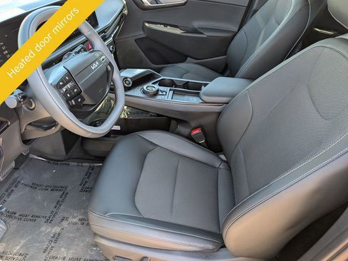 Certified 2025 Kia EV6 Light image 15