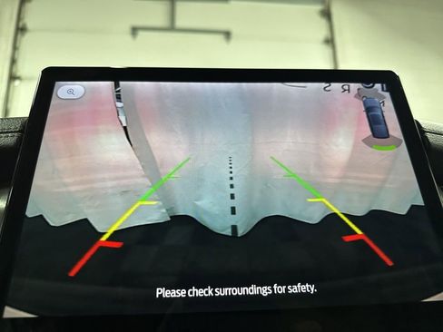 Used 2023 Ford Expedition Max XLT image 28