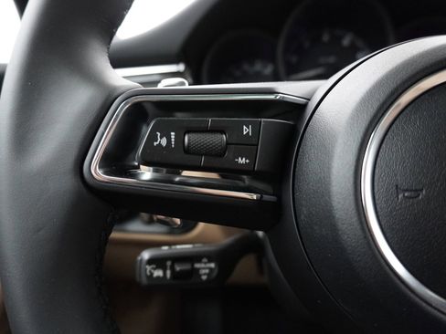 New 2026 Porsche Macan AWD/4WD image 22