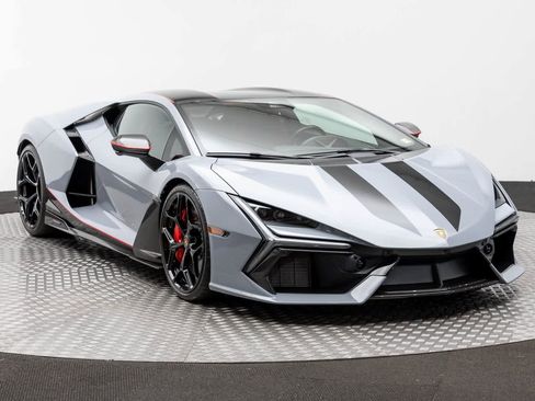 Used 2024 Lamborghini Revuelto image 49