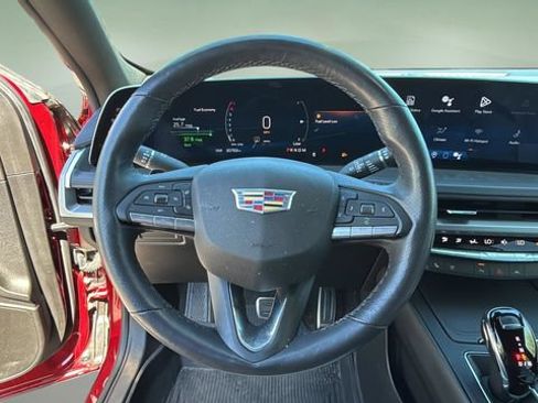Used 2024 Cadillac XT4 Sport FWD image 14