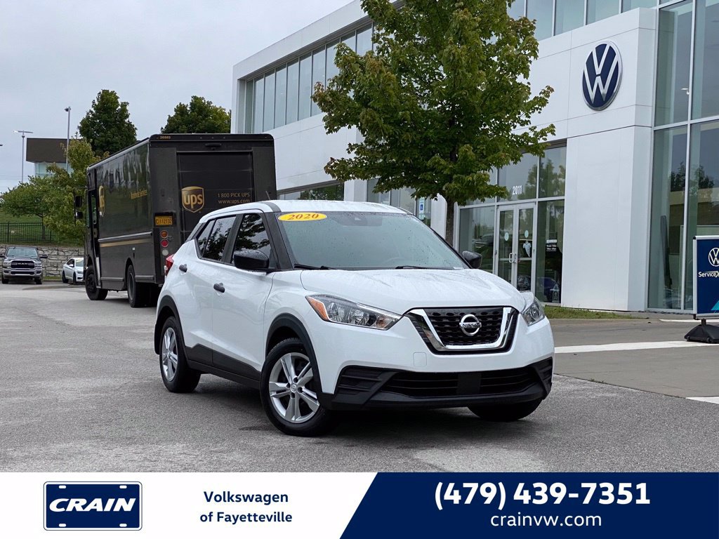 Used 2020 Nissan Kicks S FWD image 1