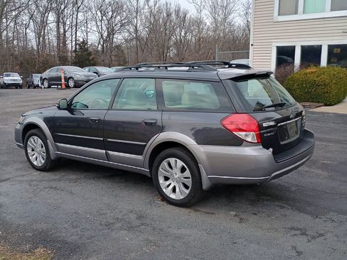 Used 2008 Subaru Outback 3.0R L.L. Bean image 3