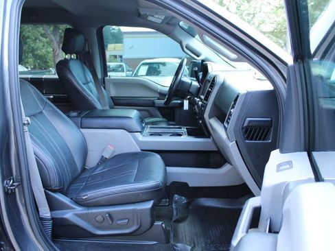 Used 2019 Ford F150 XLT w/ Equipment Group 302A Luxury AWD/4WD image 27