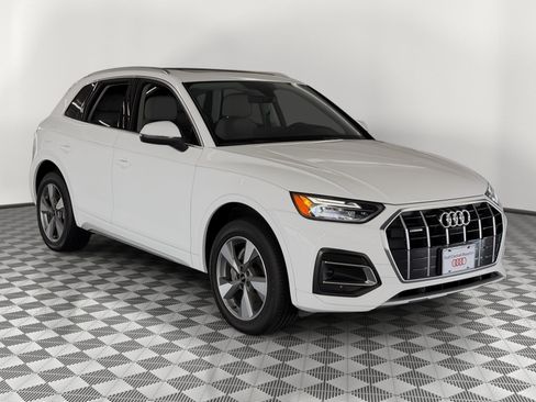 Certified 2023 Audi Q5 2.0T Premium Plus w/ Premium Plus Package AWD/4WD image 7