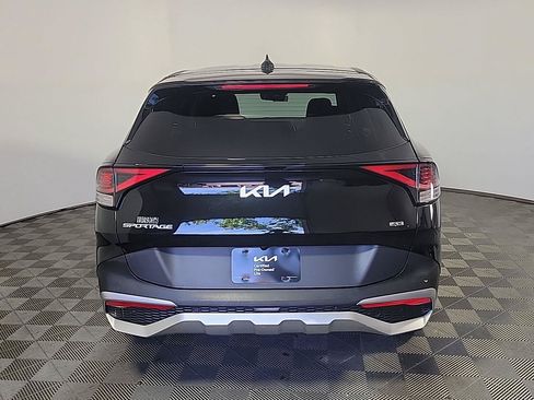 Used 2023 Kia Sportage LX AWD/4WD image 5