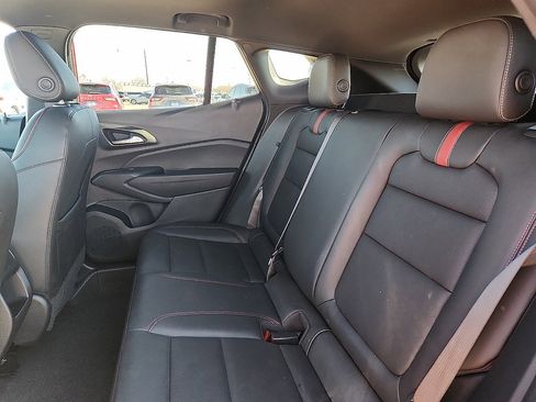 Used 2026 Chevrolet Trax RS w/ Sunroof Package image 5