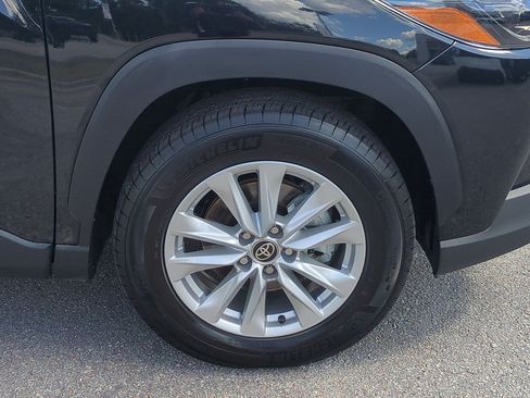 Certified 2026 Toyota Corolla Cross LE FWD image 10